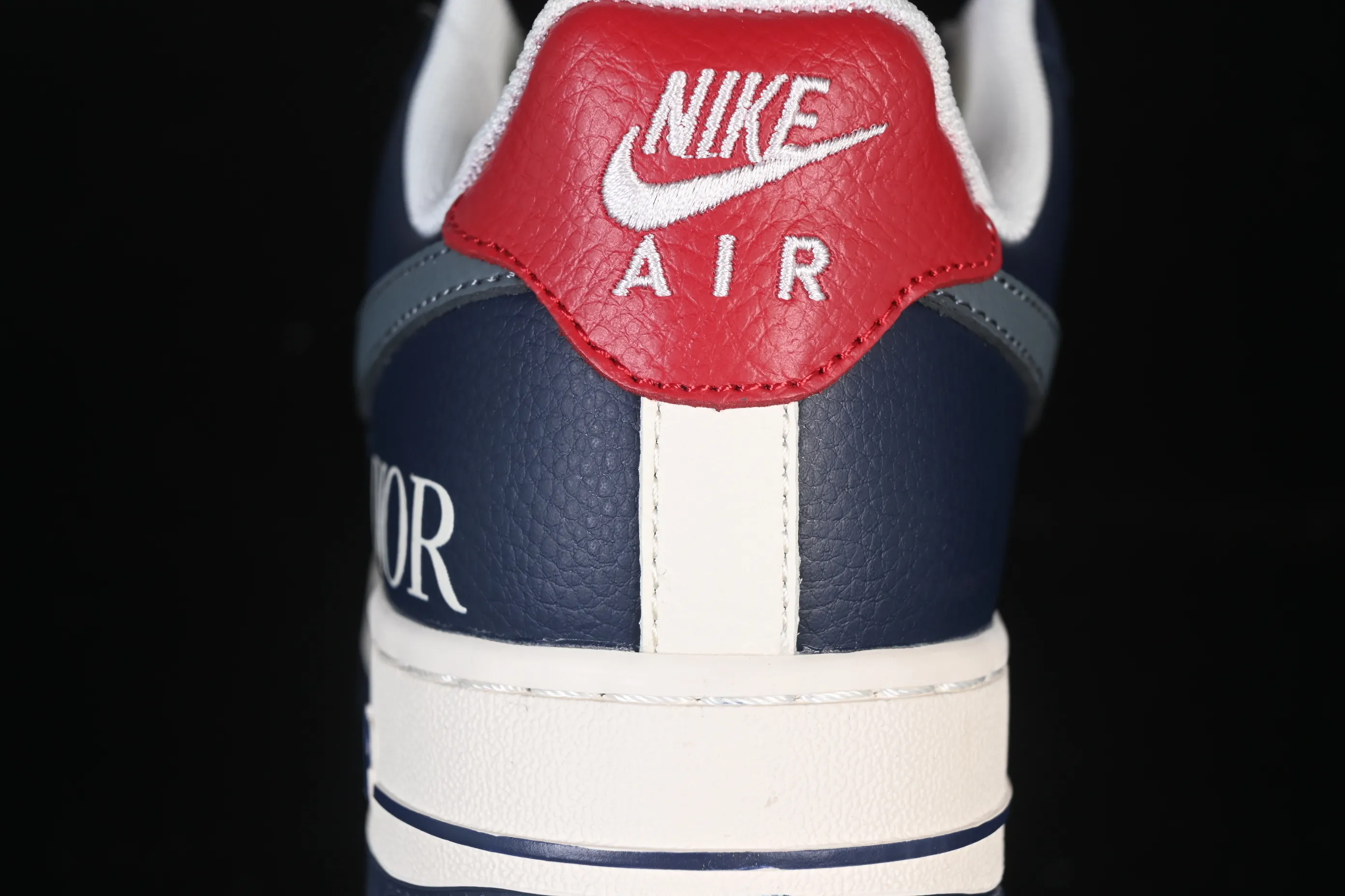 All categories Nk Air Force 1 Air Force series Nk Air Force 1 Low Air Force low top Nike Air Force 1'07 Low Dior joint beige blue gray hook Air Force 1 low top casual sneakers XD2588-603
